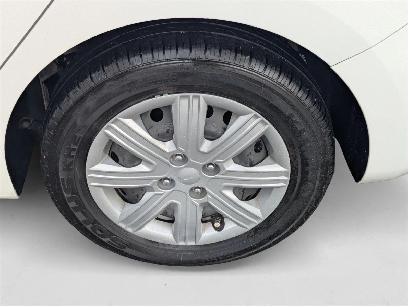 2022 Kia Rio S photo 20