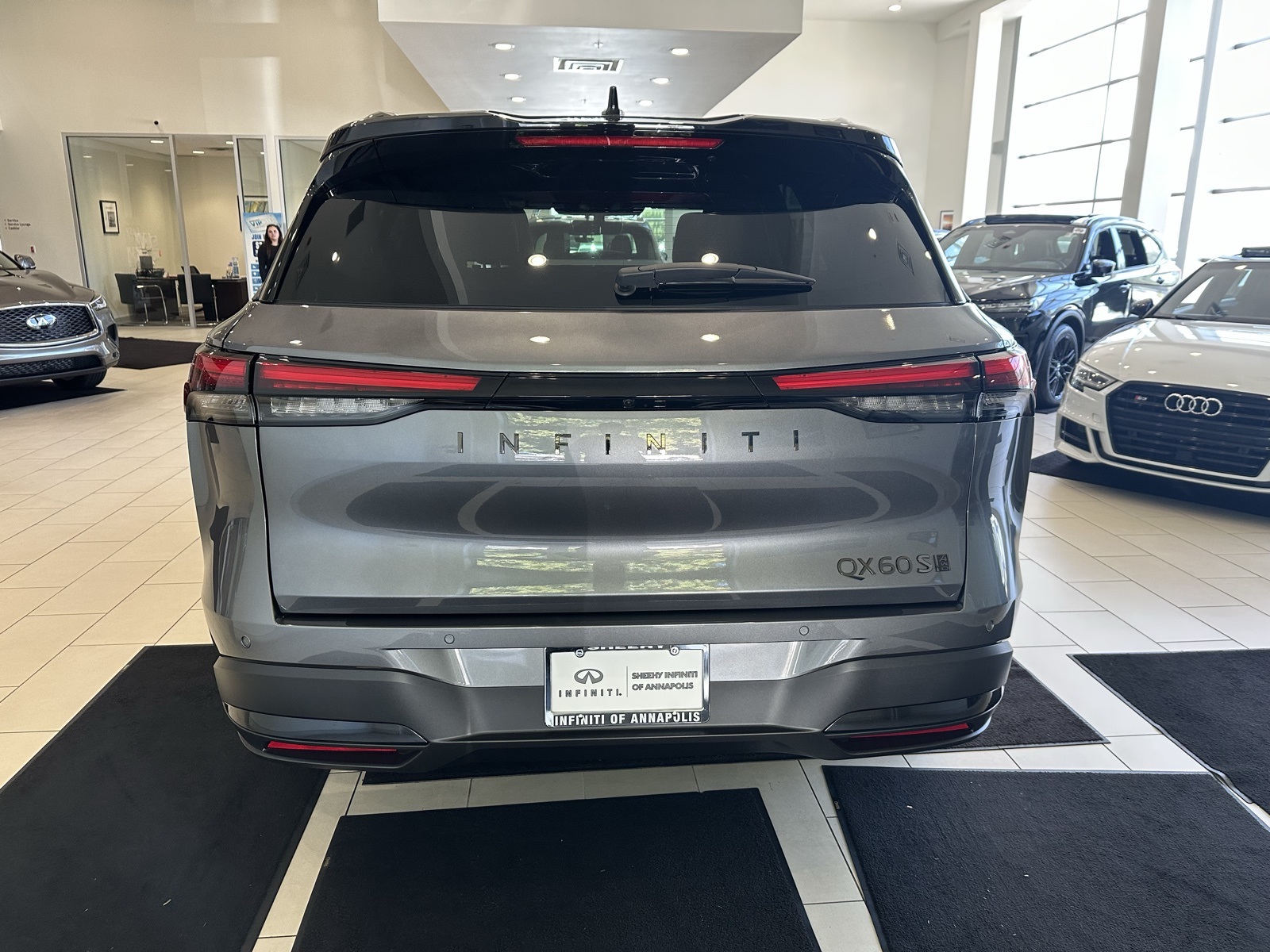 2026 Infiniti QX60 Luxe photo 4