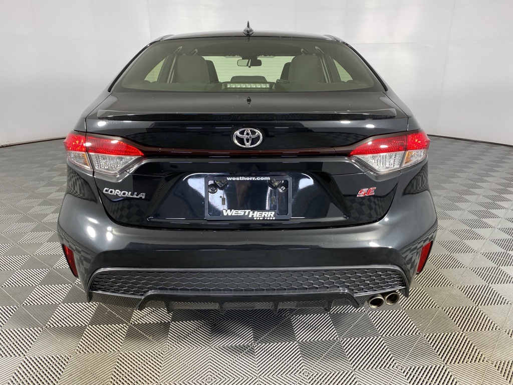 2022 Toyota Corolla SE photo 7