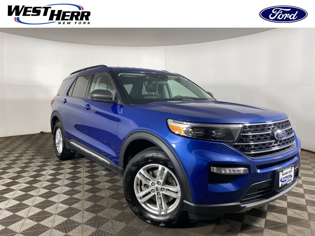2022 Ford Explorer XLT's photo