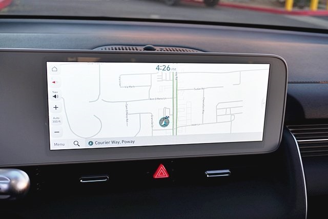 Used 2023 Gray Hyundai SEL image 23