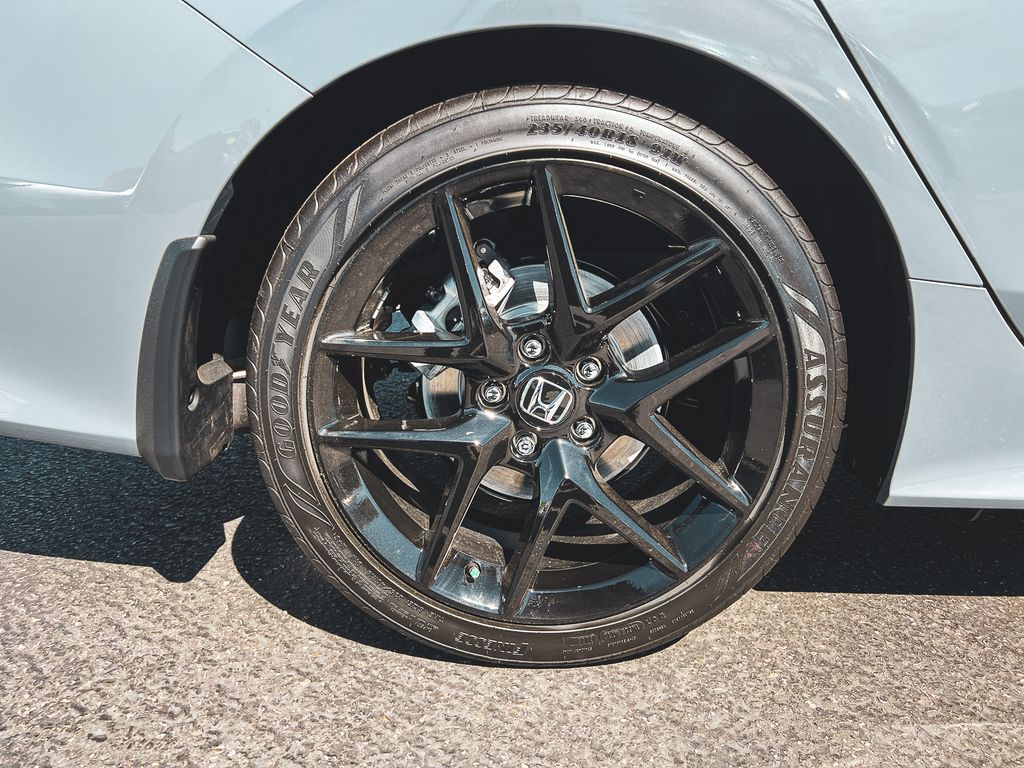 2026 Honda Civic Hybrid Sport photo 3