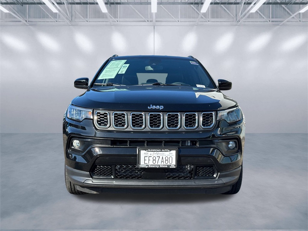 2024 Jeep Compass Latitude photo 2