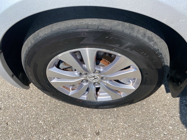 2015 Honda Odyssey EX-L photo 29