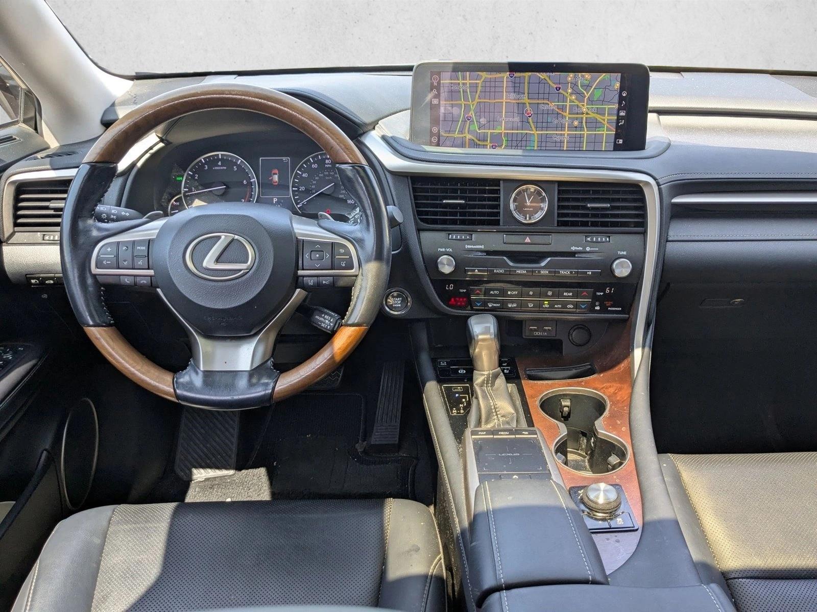 2020 Lexus RX 350L Premium photo 17