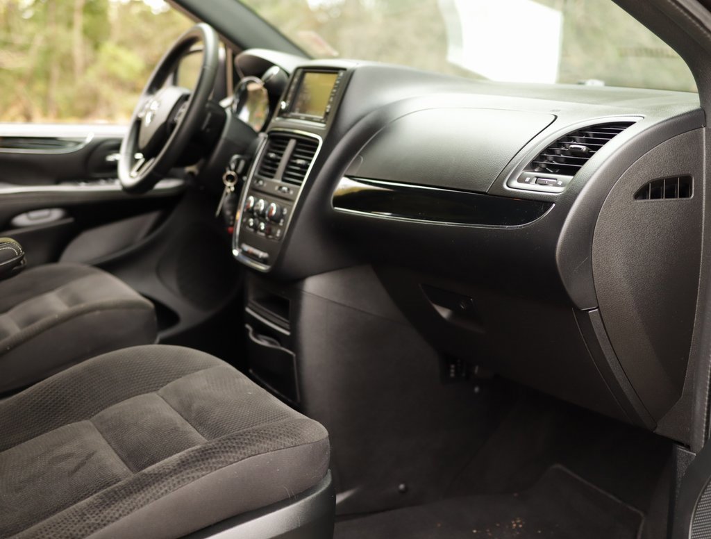2018 Dodge Grand Caravan SE photo 25