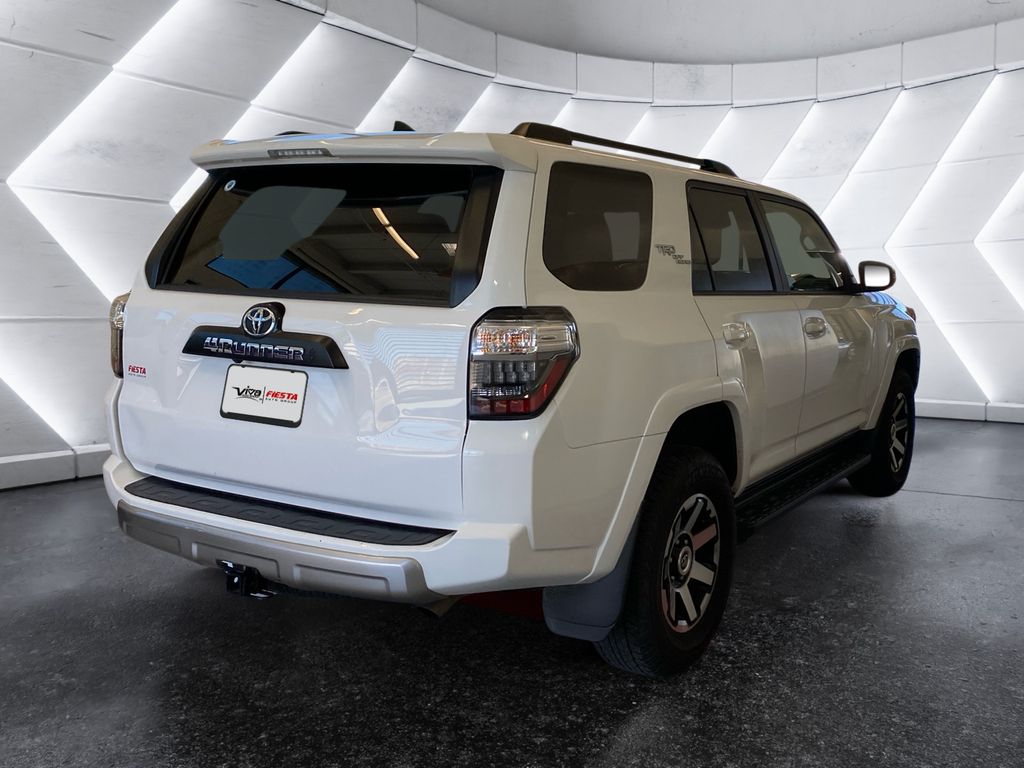 2024 Toyota 4Runner TRD Off-Road Premium photo 2