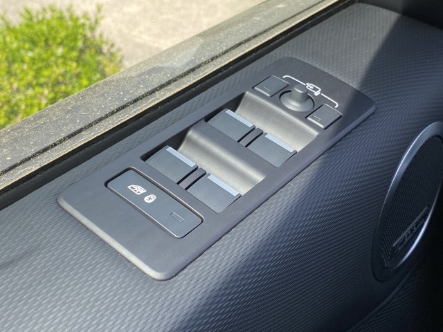 2025 Land Rover Discovery SE photo 27