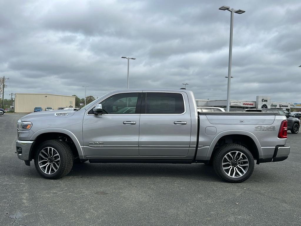 2025 Ram 1500 Limited photo 3