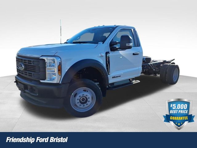 2026 Ford F-450 Super Duty Chassis Cab XL's photo