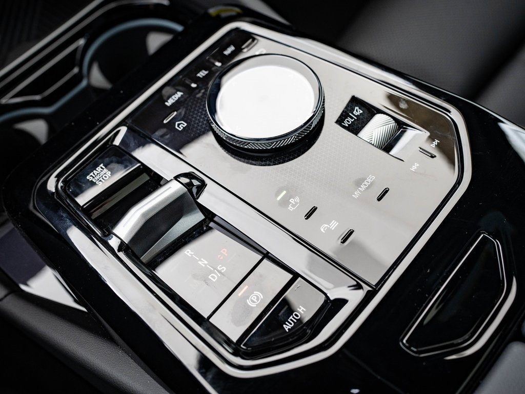 2025 Bmw 530i photo 30