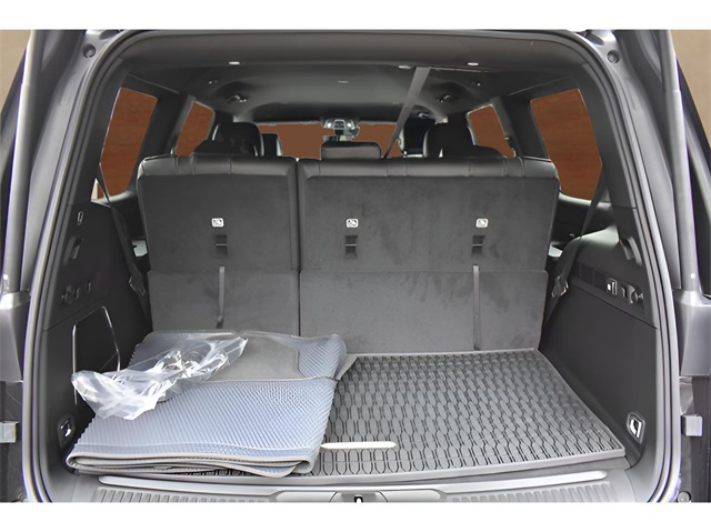 2025 Jeep Wagoneer Base photo 17