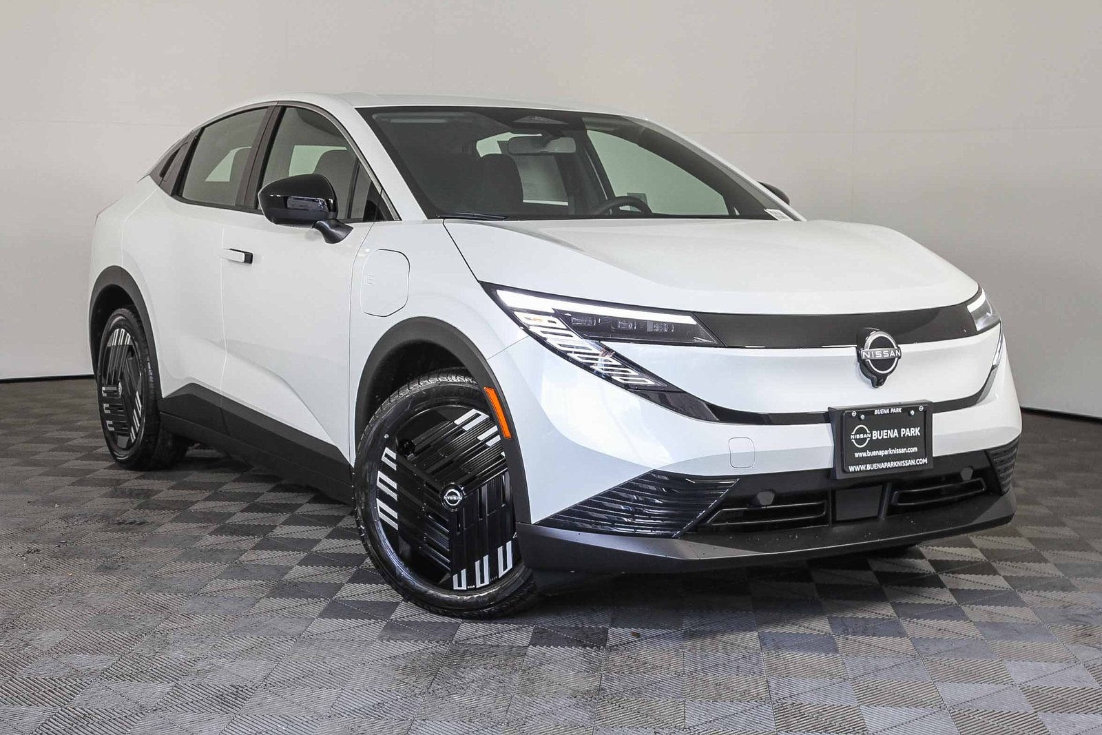 2026 Nissan LEAF S+'s photo