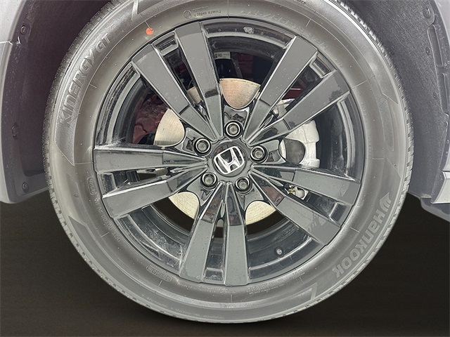 2026 Honda HR-V Sport photo 8
