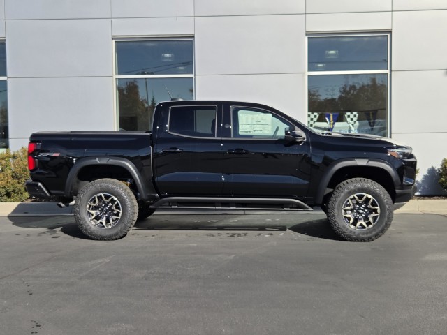 2026 Chevrolet Colorado ZR2 photo 4