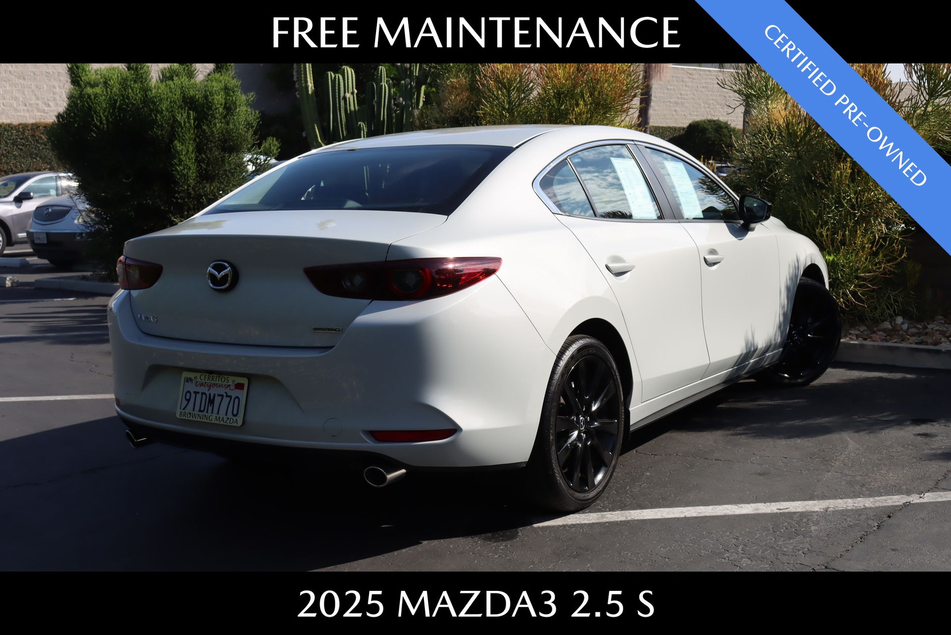 2025 Mazda Mazda3 2.5 Select Sport photo 2