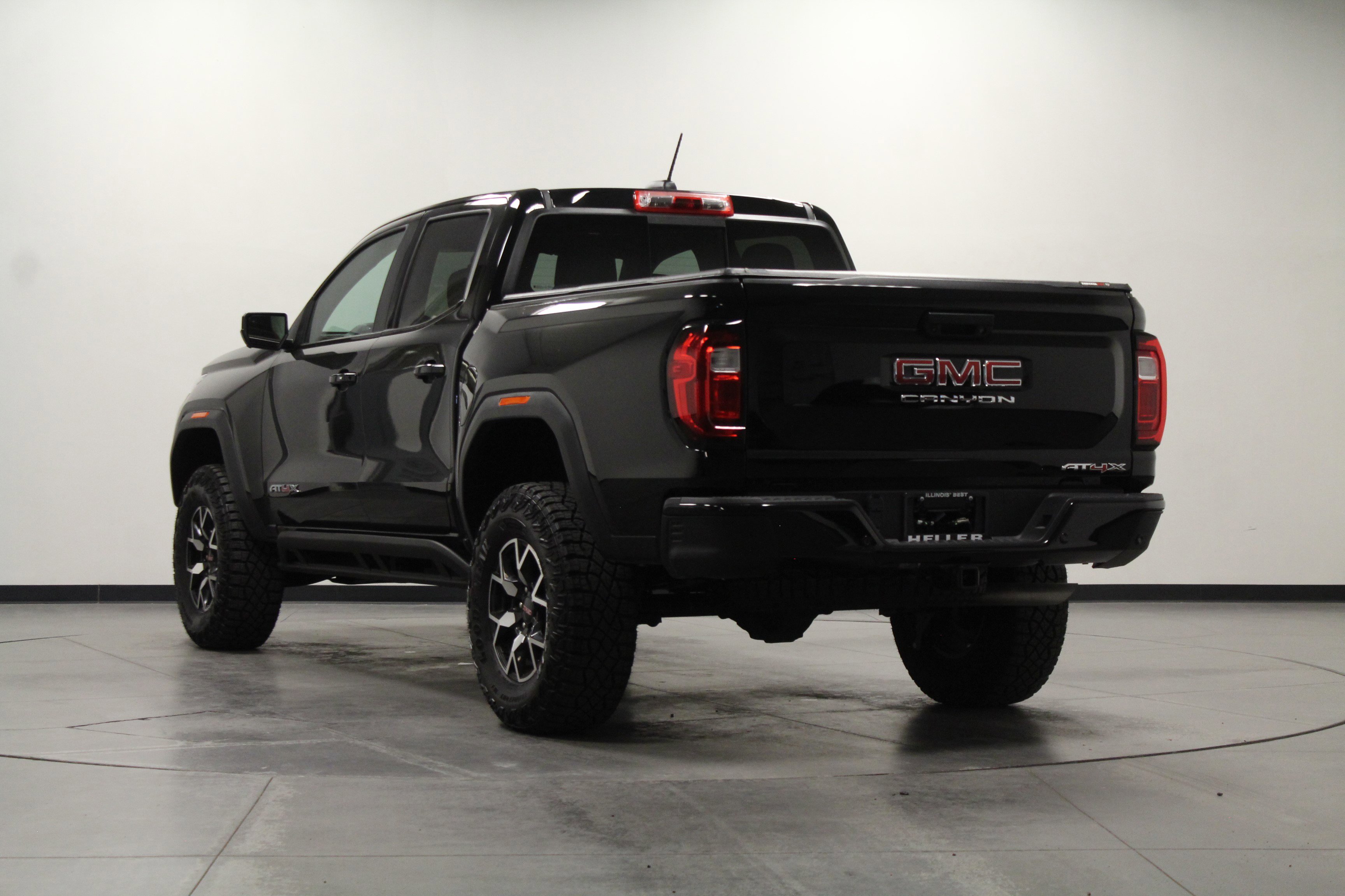 2024 Gmc Canyon AT4X photo 5