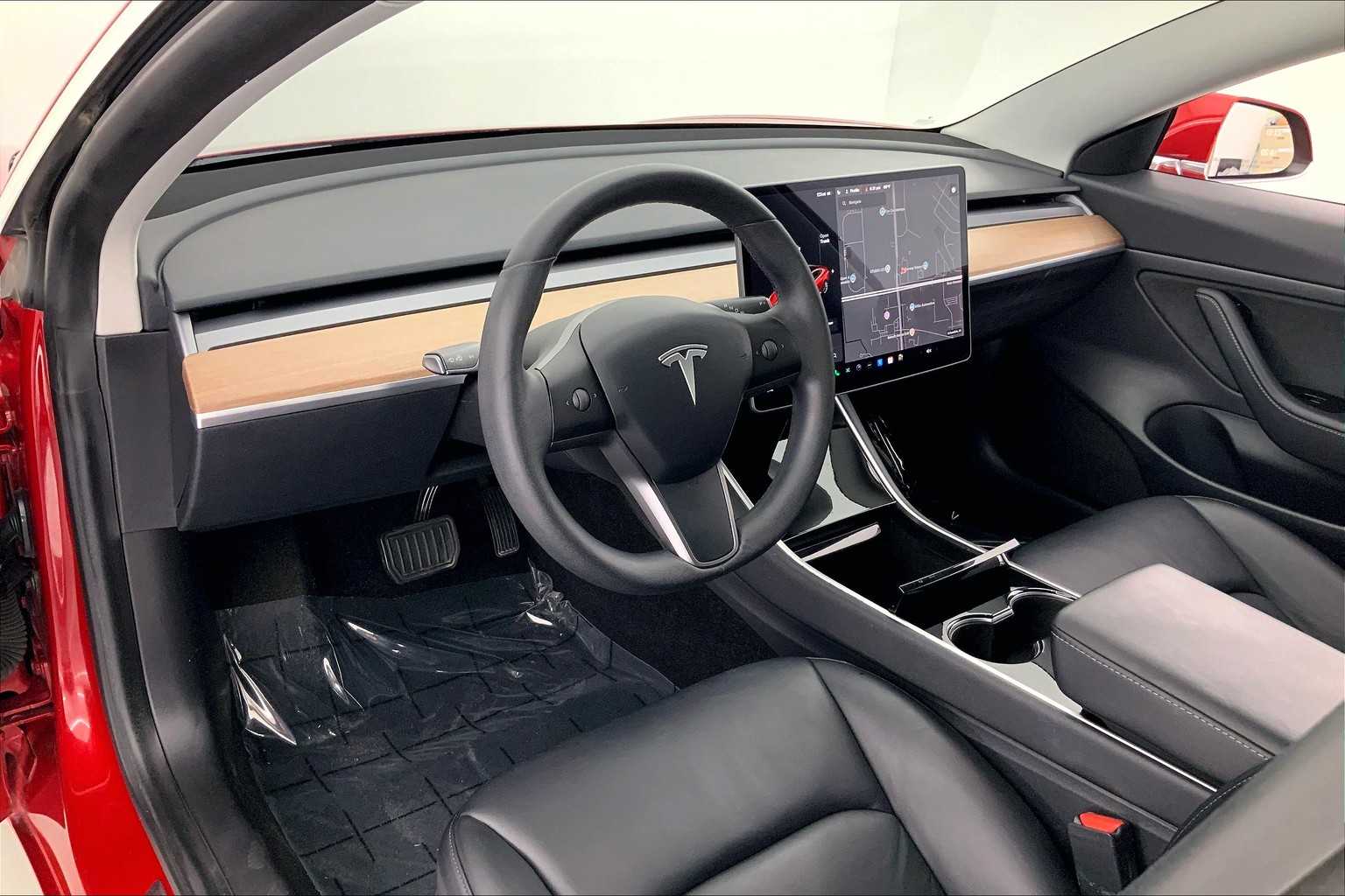 Used 2020 Tesla Model 3 Base with VIN 5YJ3E1EA1LF708852 for sale in Des Moines, IA