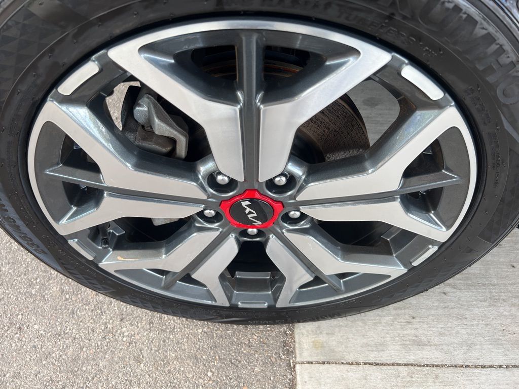 2023 Kia Seltos SX photo 42