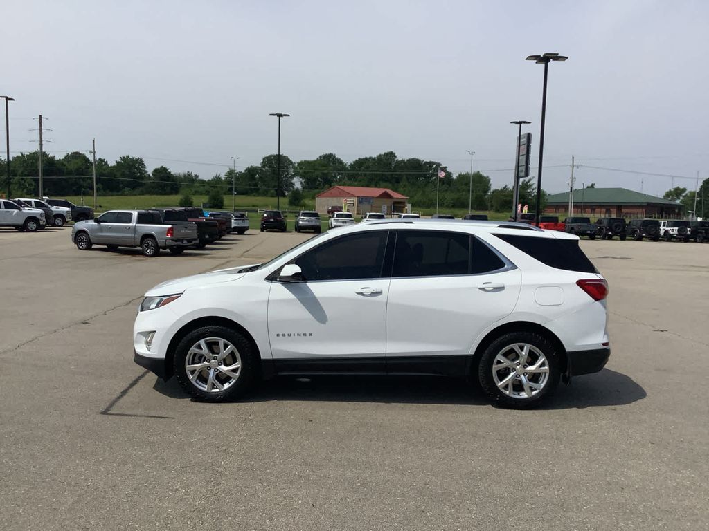 2020 Chevrolet Equinox LT photo 4