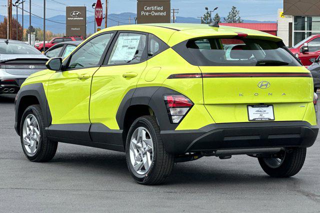 2026 Hyundai Kona SE photo 2