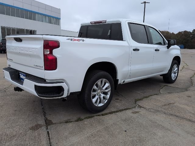 2026 Chevrolet Silverado 1500 Custom photo 3