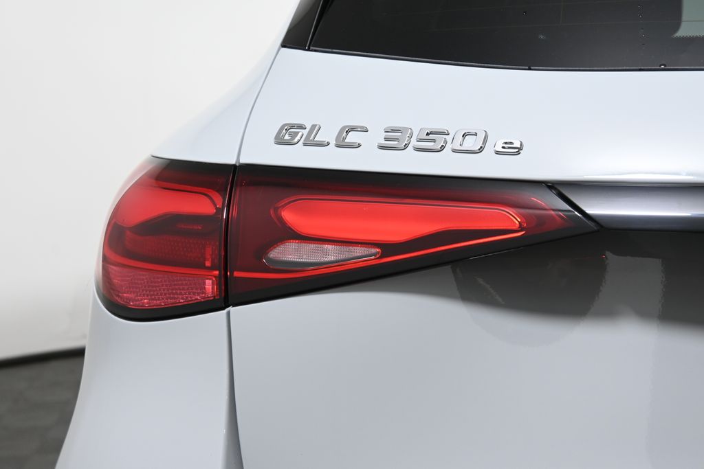 2025 Mercedes Benz GLC 350e 4MATIC photo 12