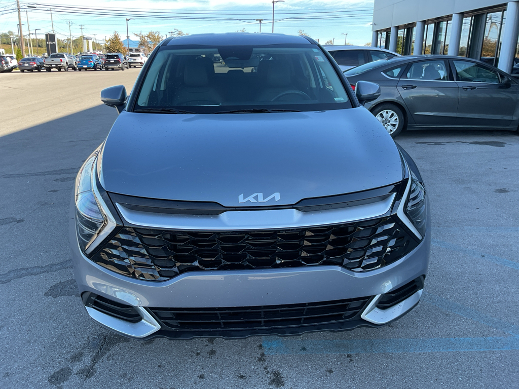 2024 Kia Sportage EX photo 2