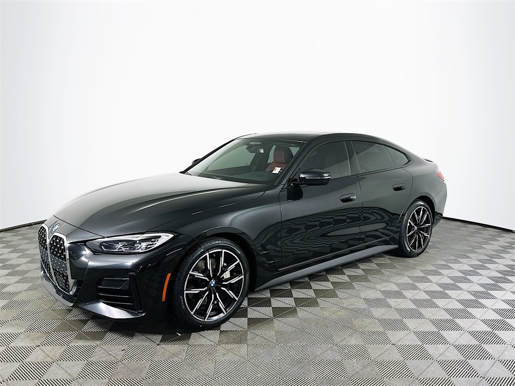 2022 BMW 4 Series 430i's photo