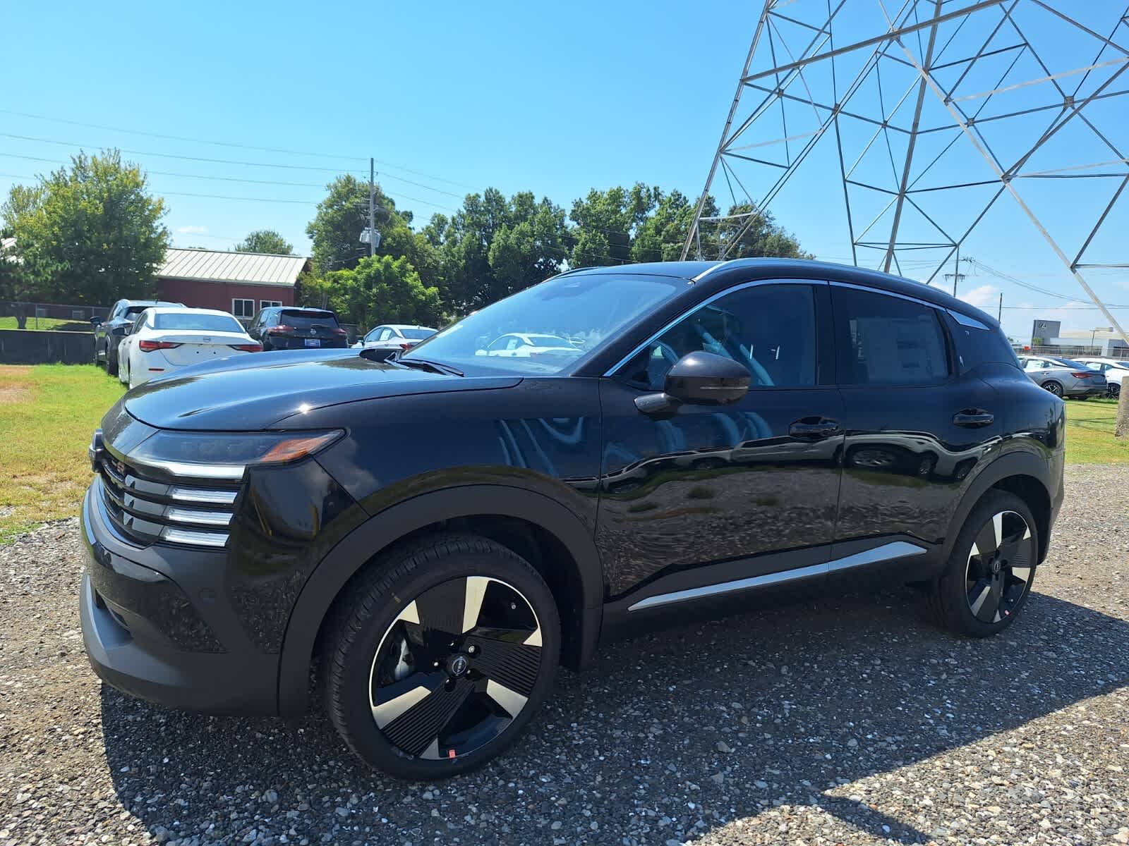 2025 Nissan Kicks SR photo 9