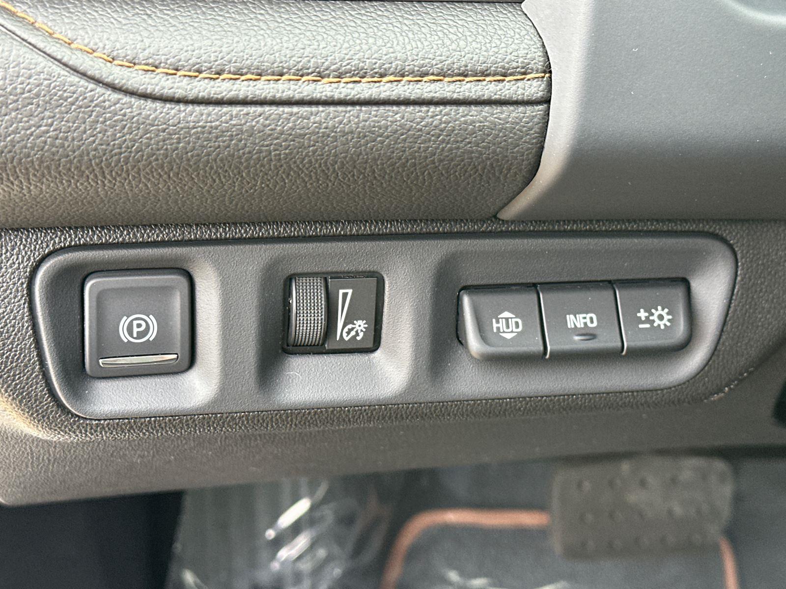 2023 Gmc Acadia AT4 photo 11