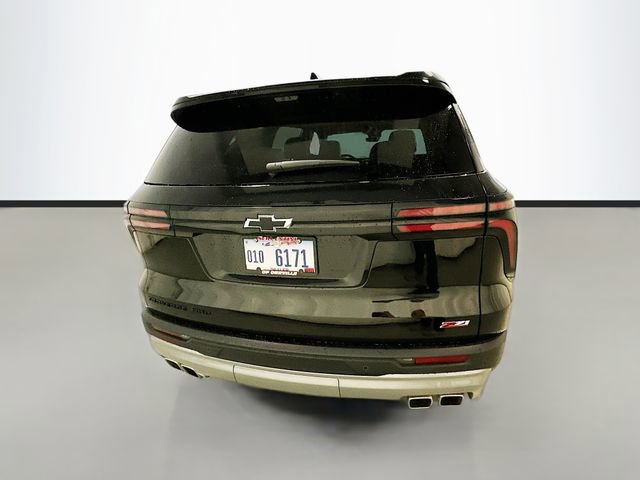 2026 Chevrolet Traverse Z71 photo 4