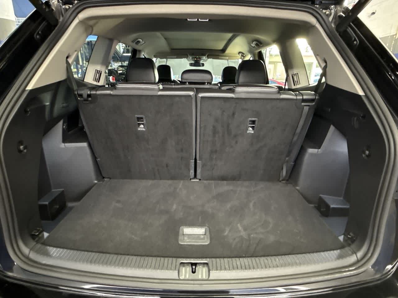 2024 Volkswagen Atlas SE Technology photo 22