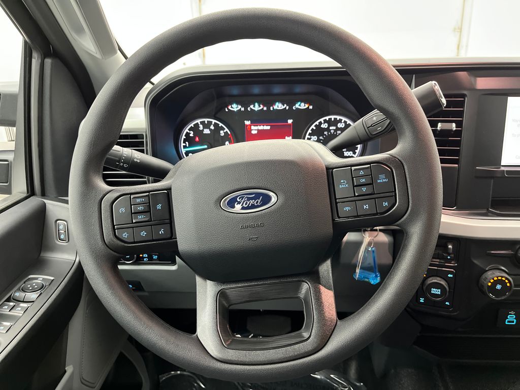 2026 Ford F-250 photo 15