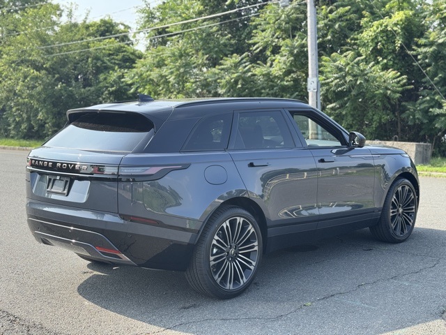 2026 Land Rover Range Rover Velar P400 Autobiography photo 4