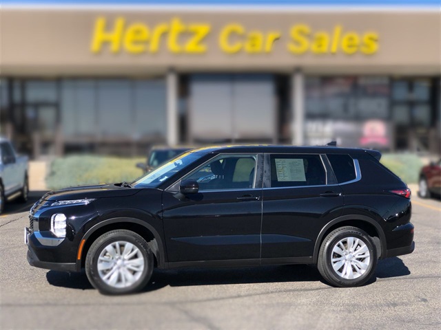 2025 Mitsubishi Outlander ES