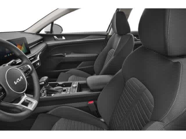 2026 Kia K5 LXS photo 6