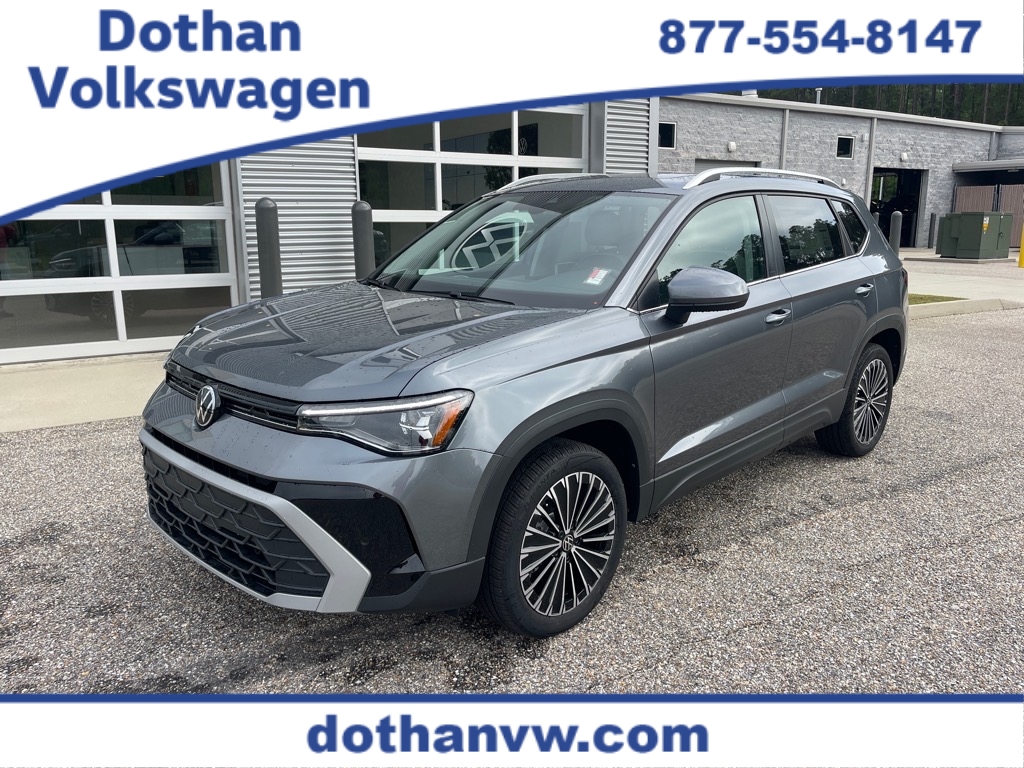 2025 Volkswagen Taos SE's photo
