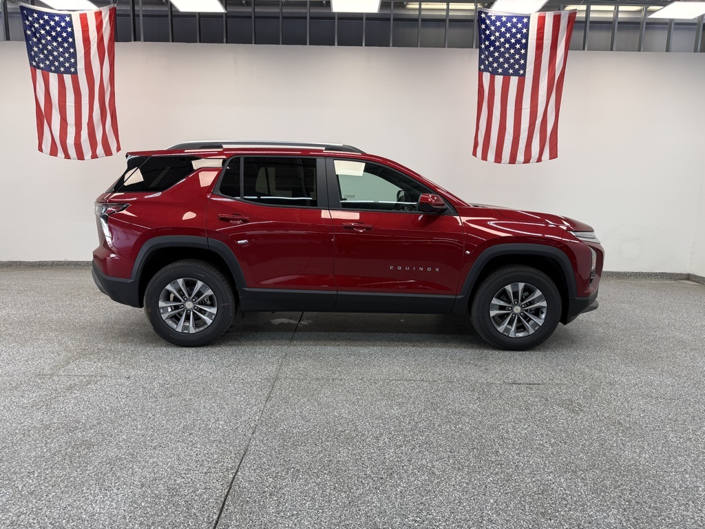 2026 Chevrolet Equinox LT photo 3