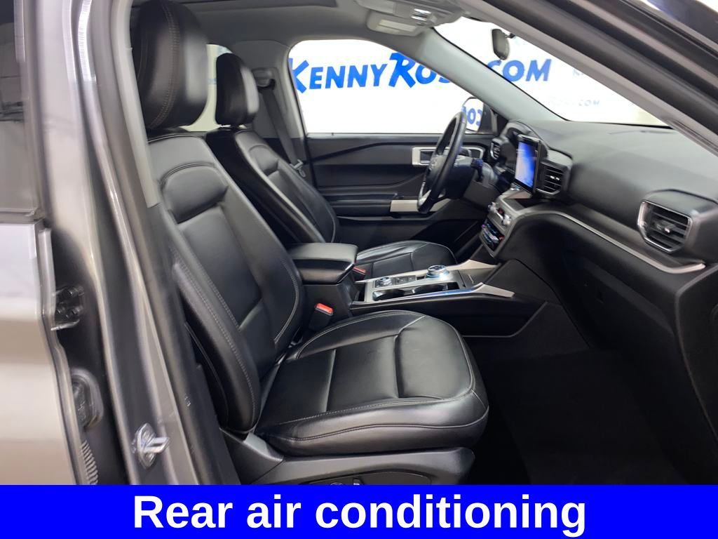 2022 Ford Explorer XLT photo 4