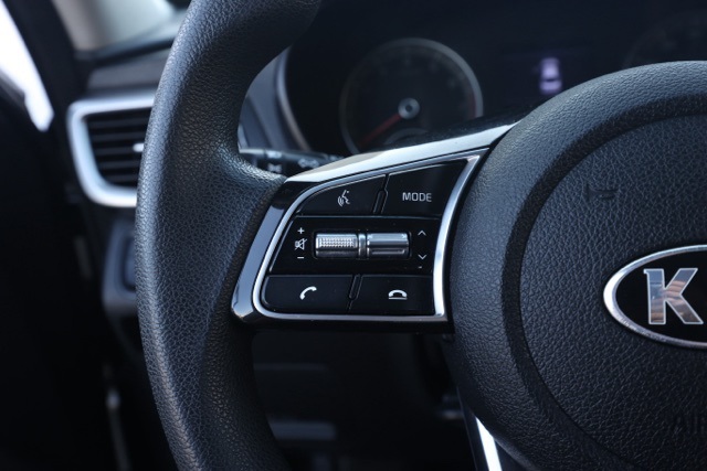 2020 Kia Optima LX photo 24