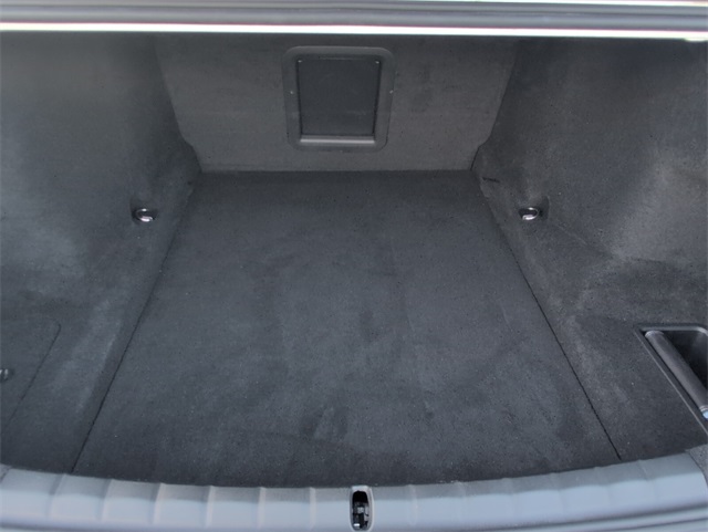 Used 2023 Alpine White BMW 760i xDrive image 14