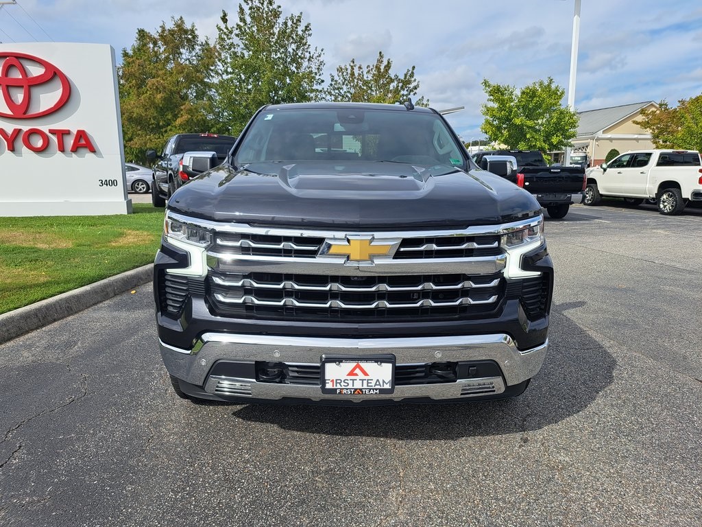 2022 Chevrolet Silverado 1500 LTZ photo 3