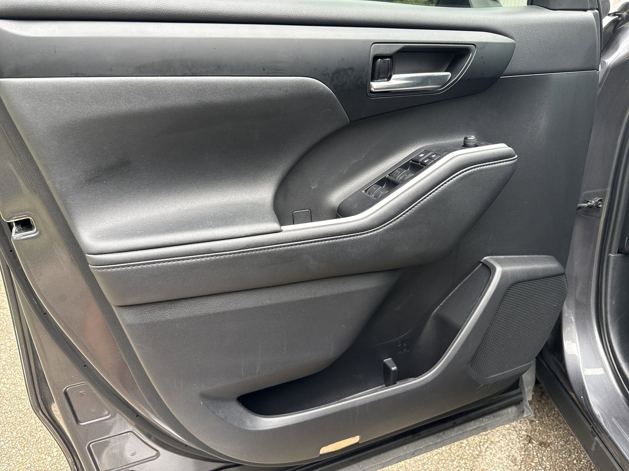 2021 Toyota Highlander XSE photo 23