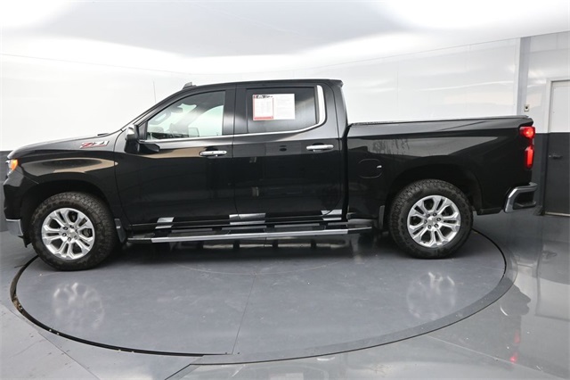 2023 Chevrolet Silverado 1500 LTZ photo 4