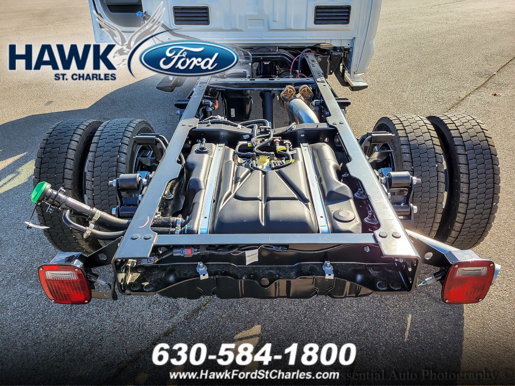 2026 FORD F-450 - Image 13