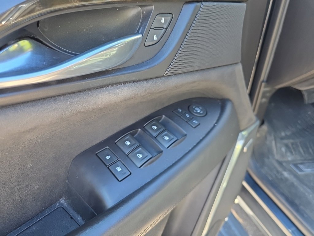 2019 Cadillac Escalade Platinum photo 12