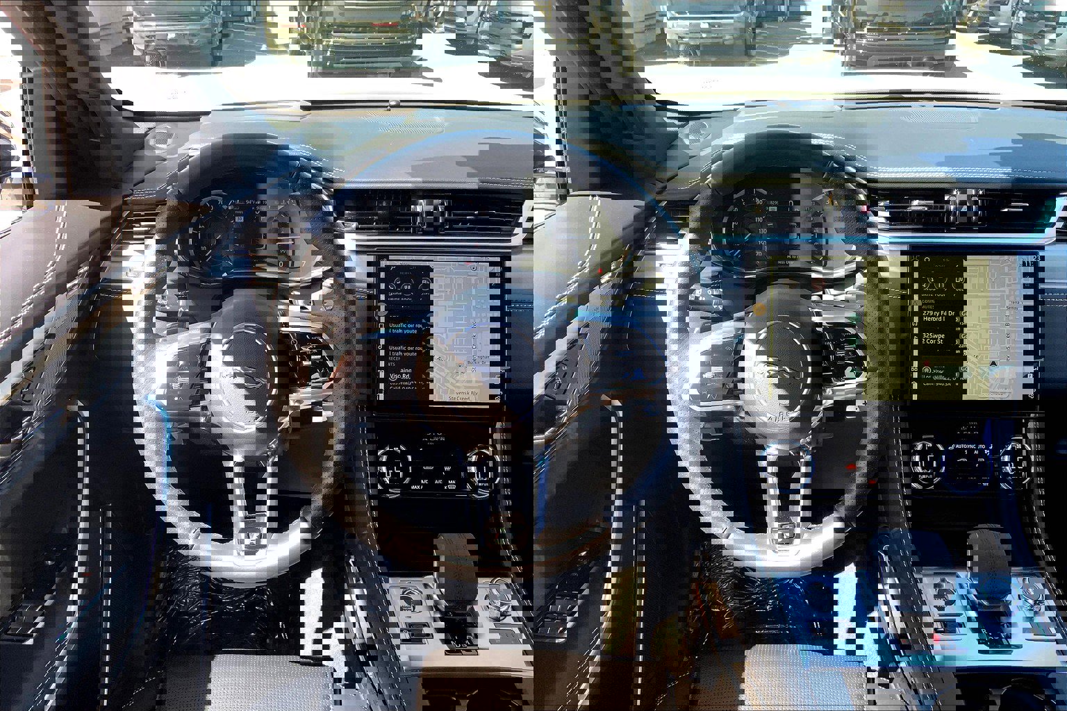2023 Jaguar F-PACE P400 R-Dynamic S photo 4