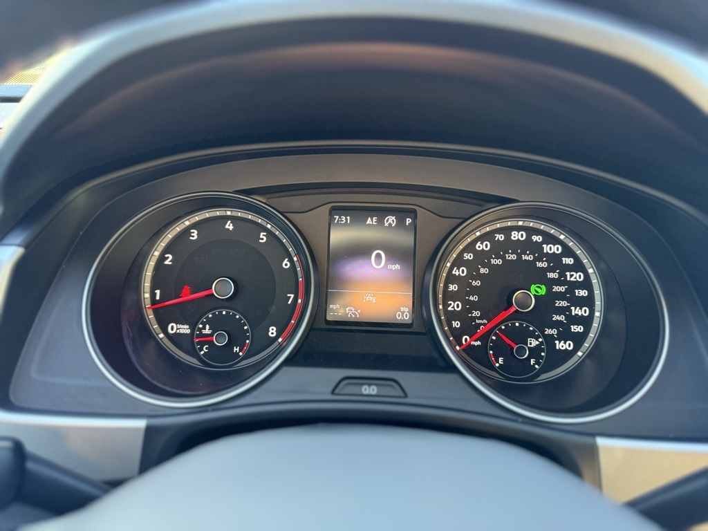 2021 Volkswagen Atlas Cross Sport V6 SE Technology R-Line photo 32