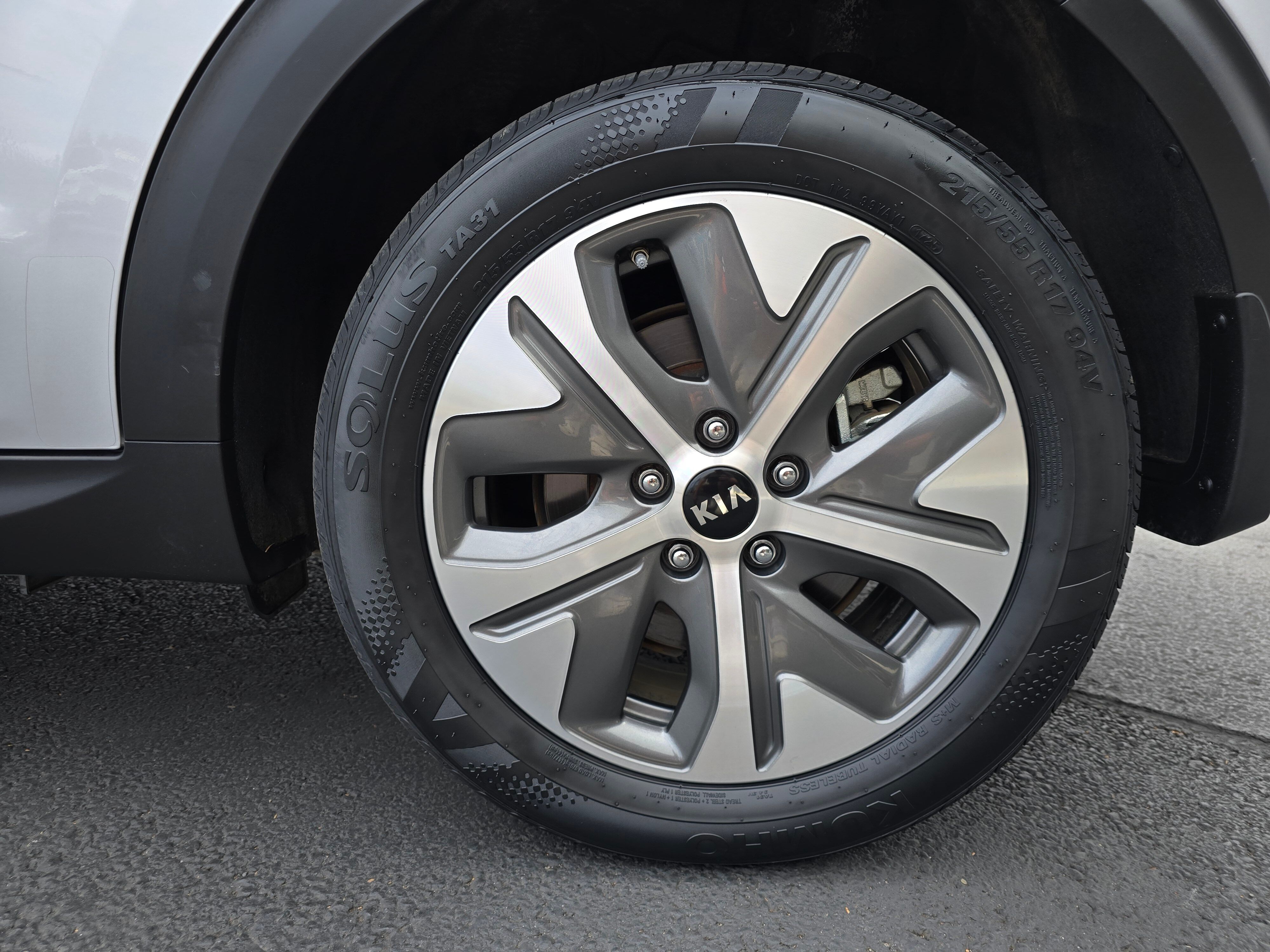 2019 Kia Niro EV EX Premium photo 4